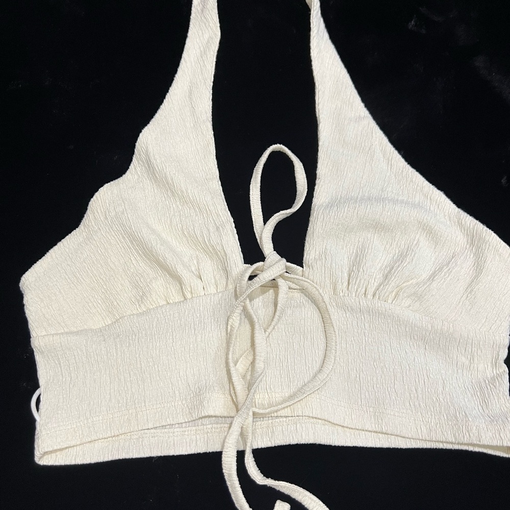 🆕 Urban Outfitters Cream Valeria Halter Top, Women's Size Medium - Picture 7 of 10